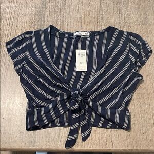 NWT Hollister‎ Navy and White Striped Tie-Front Blouse Size XXS